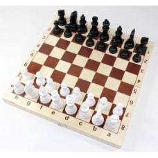 Игра настольная "Шахматы" (деревянная коробка, пласт.фигуры, поле 29х29см) арт.03878